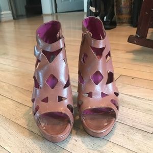 Caramel peep toe booties